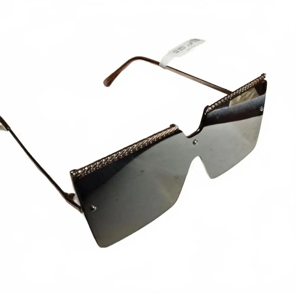 O84 Seeing Double Sunglasses
